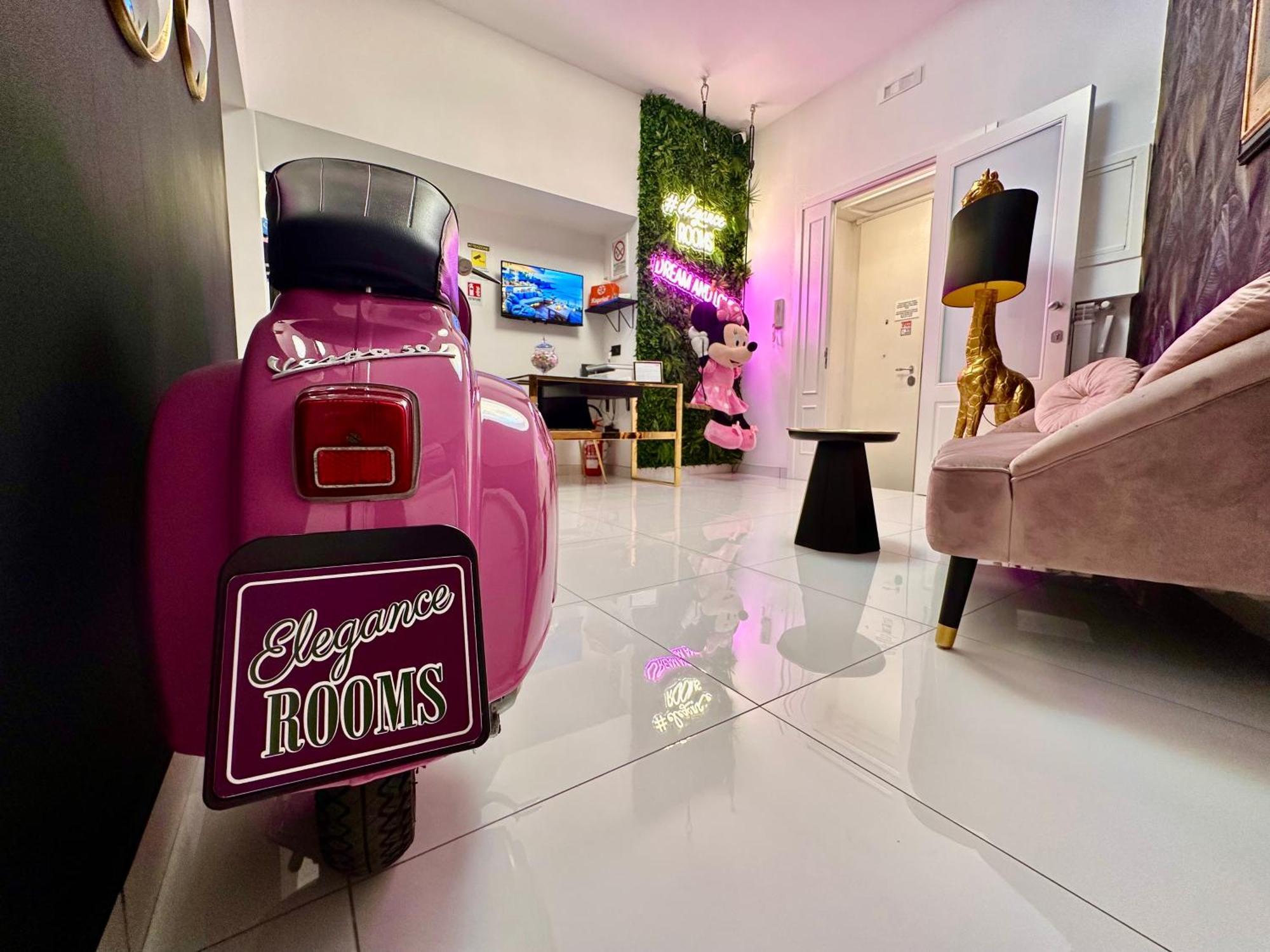 Elegance Rooms Spaccanapoli ภายนอก รูปภาพ