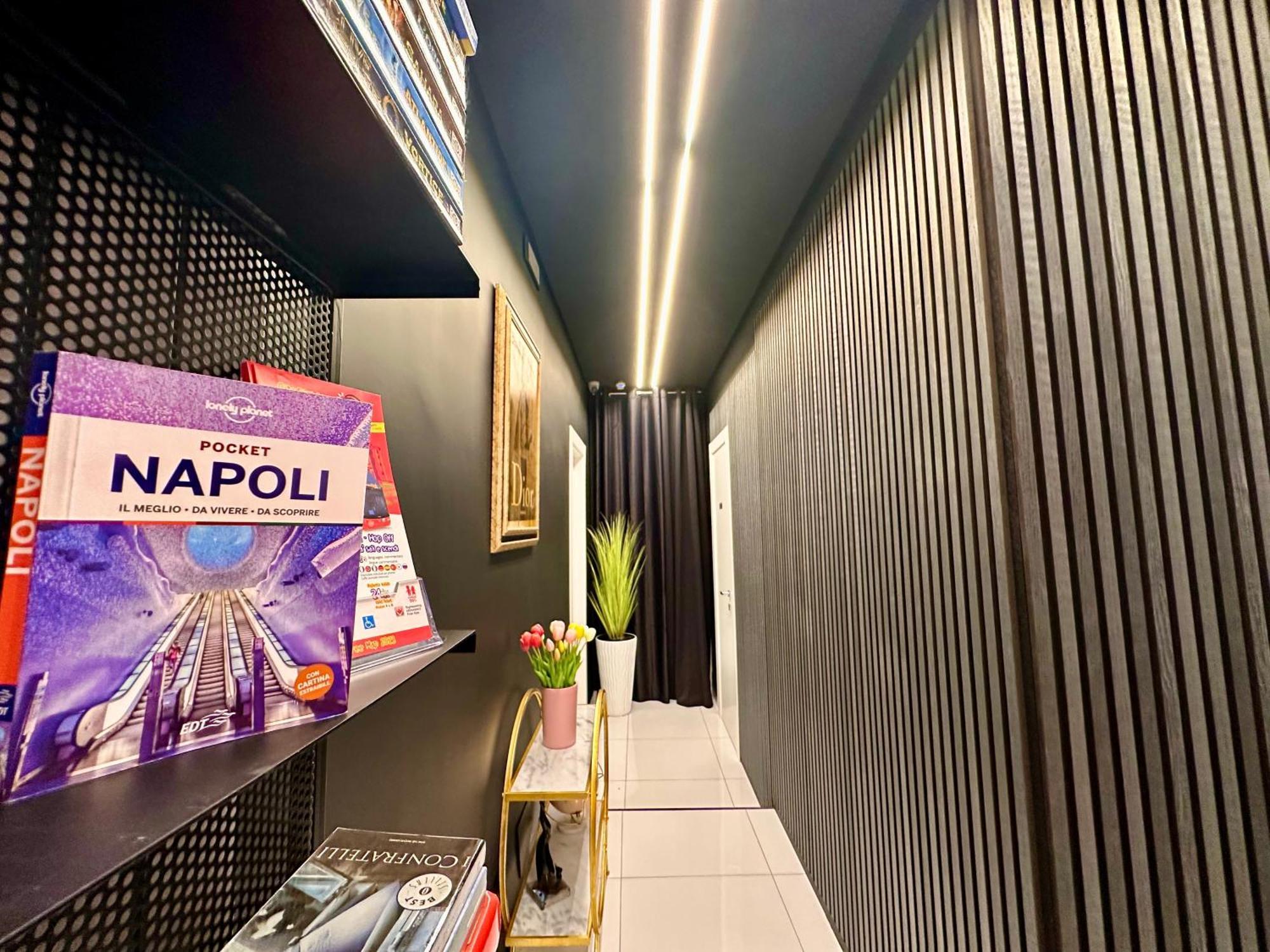 Elegance Rooms Spaccanapoli ภายนอก รูปภาพ