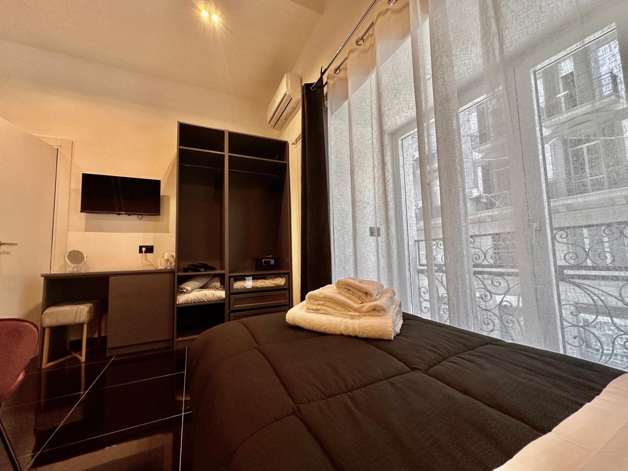 Elegance Rooms Spaccanapoli ภายนอก รูปภาพ