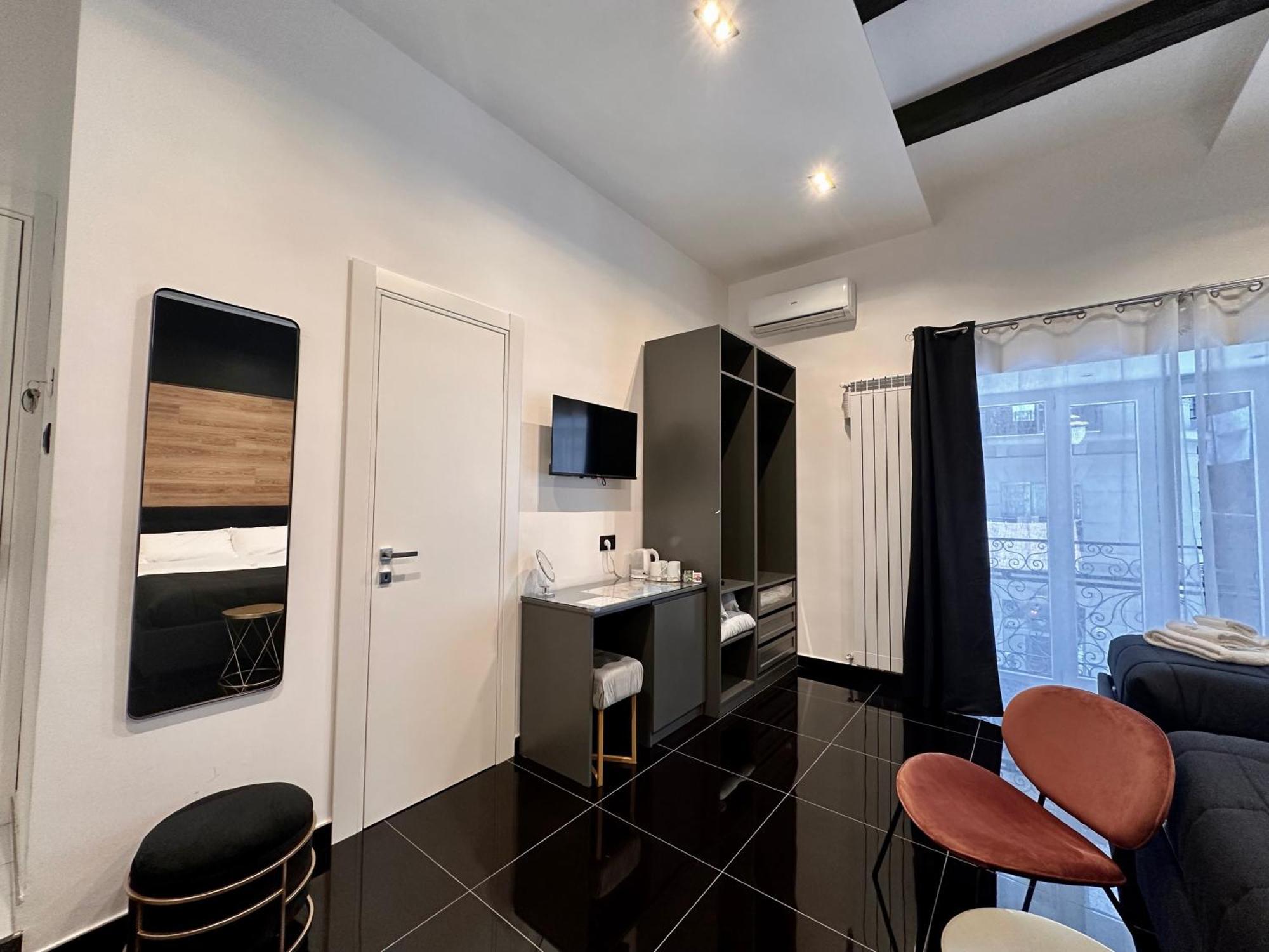 Elegance Rooms Spaccanapoli ภายนอก รูปภาพ