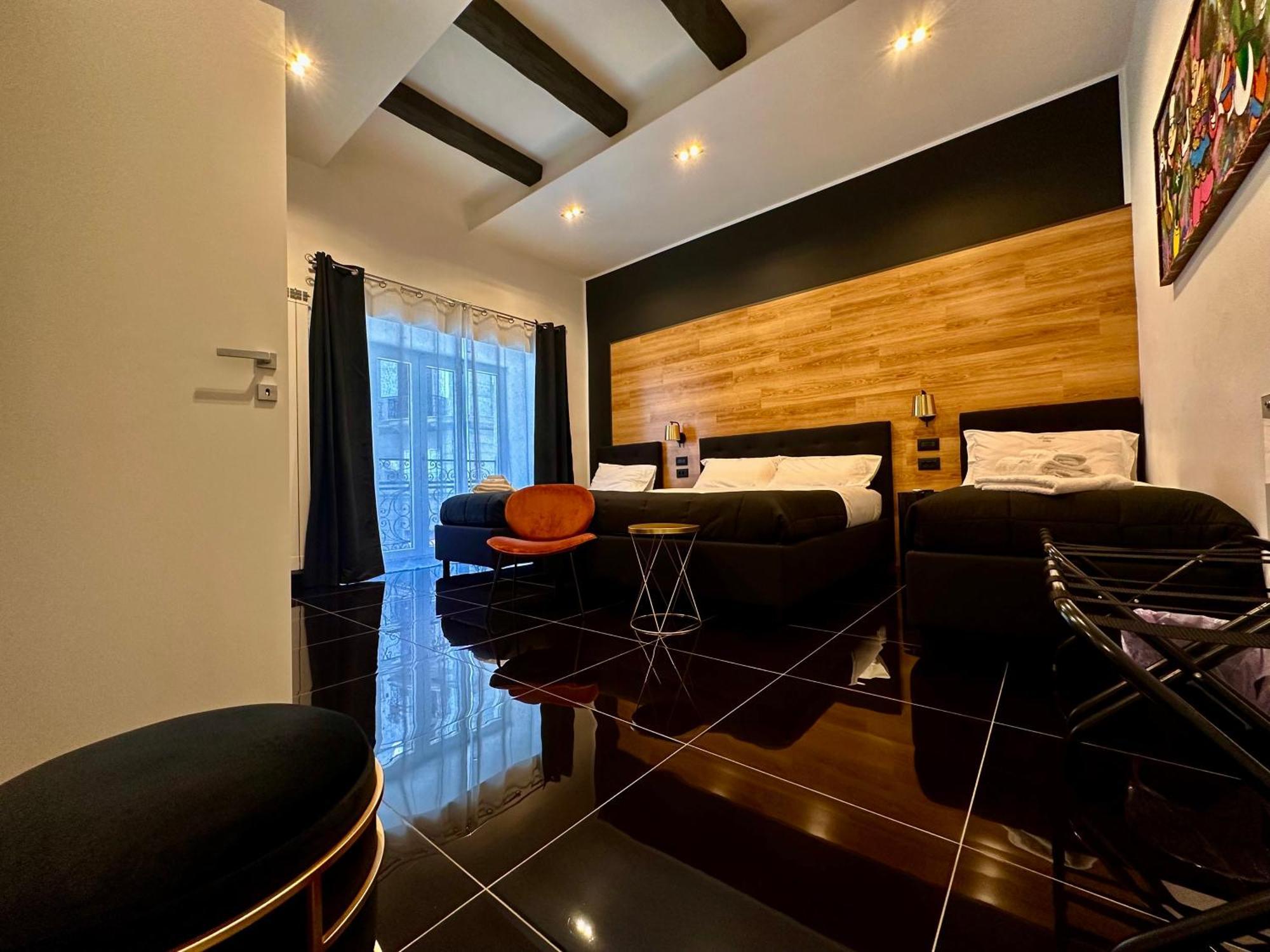 Elegance Rooms Spaccanapoli ภายนอก รูปภาพ