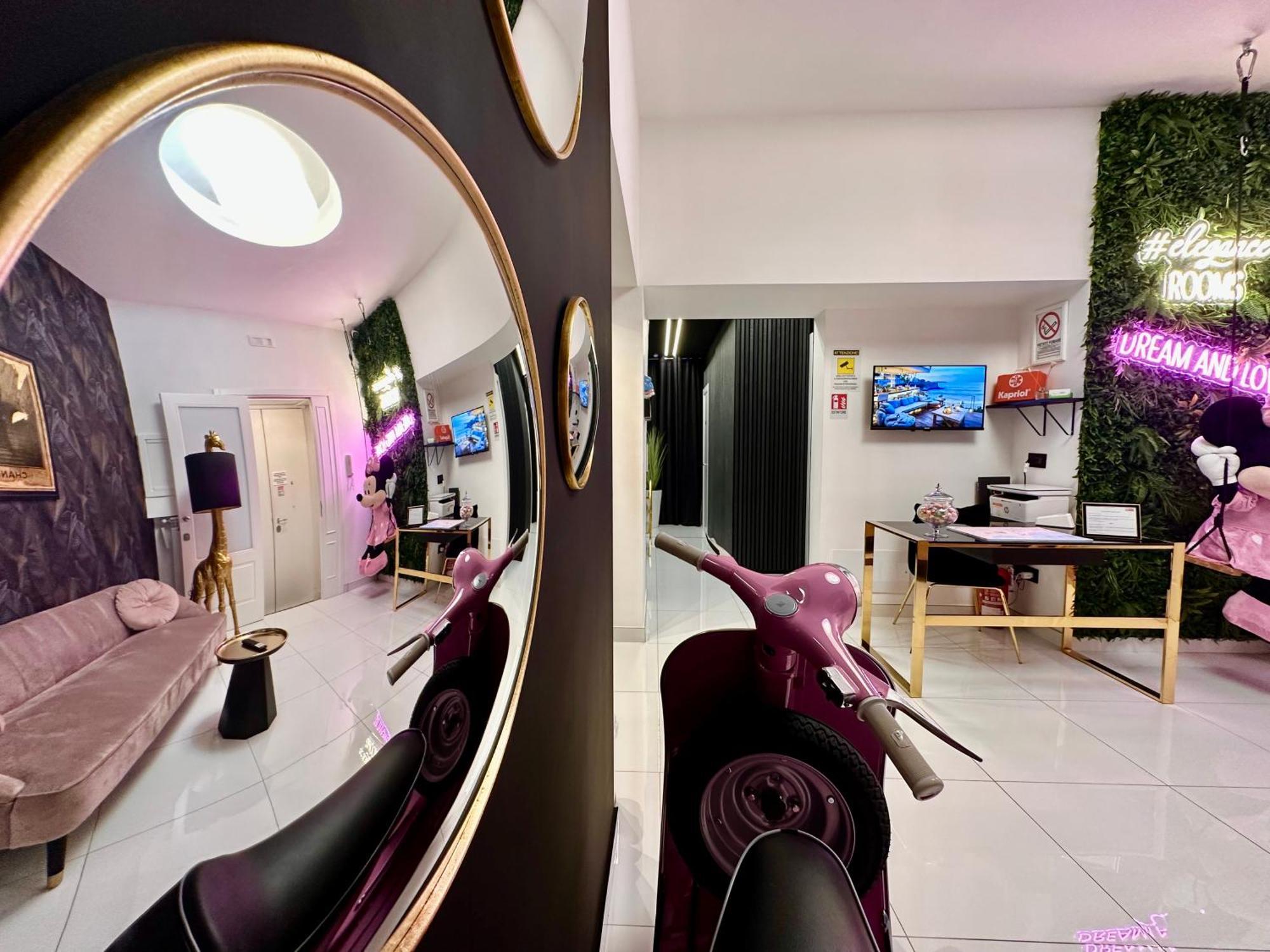 Elegance Rooms Spaccanapoli ภายนอก รูปภาพ
