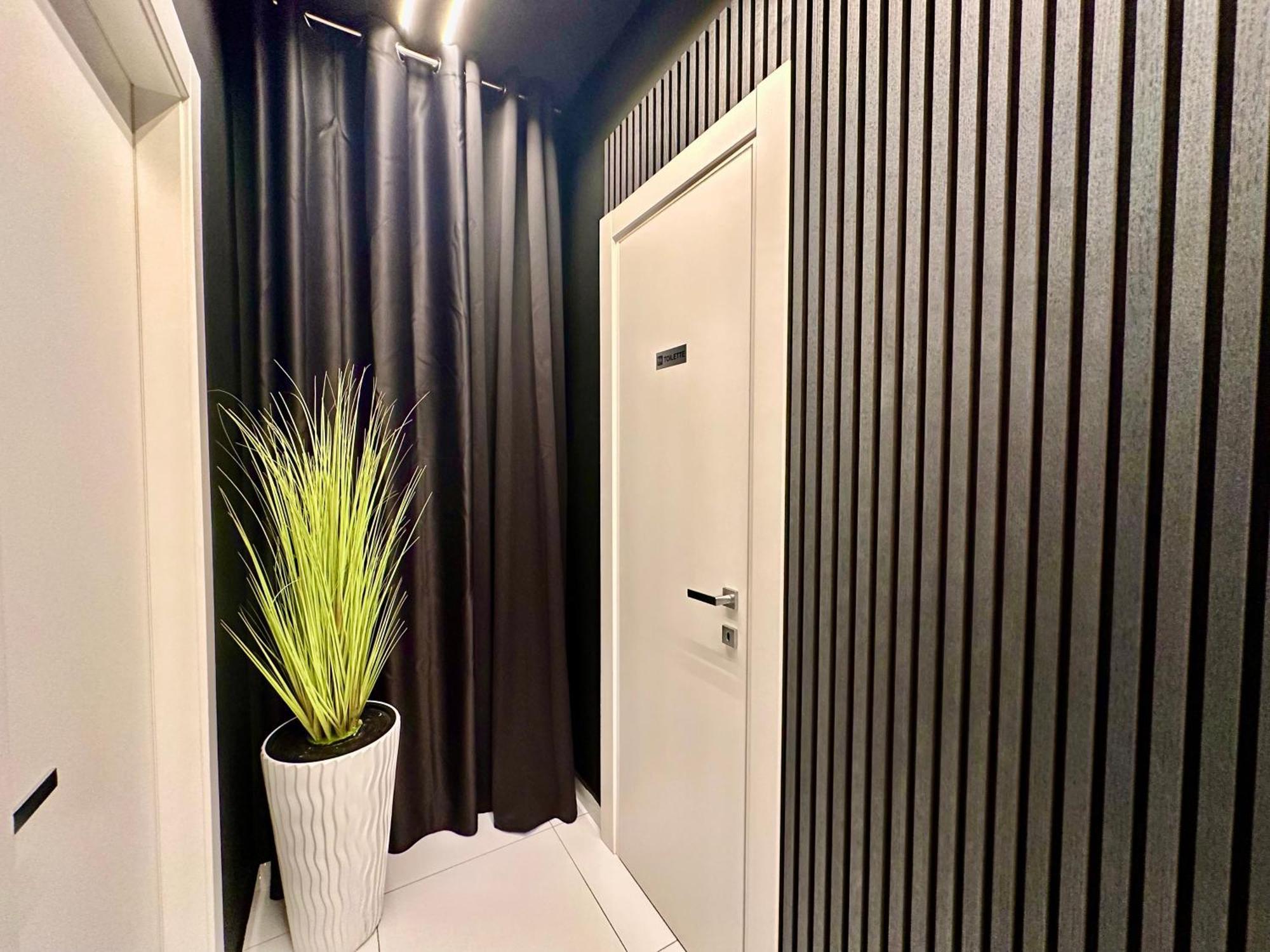 Elegance Rooms Spaccanapoli ภายนอก รูปภาพ