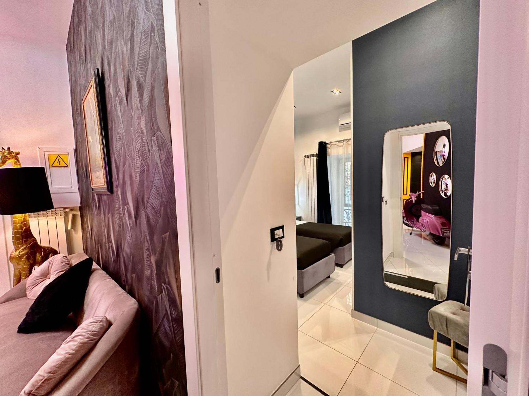 Elegance Rooms Spaccanapoli ภายนอก รูปภาพ